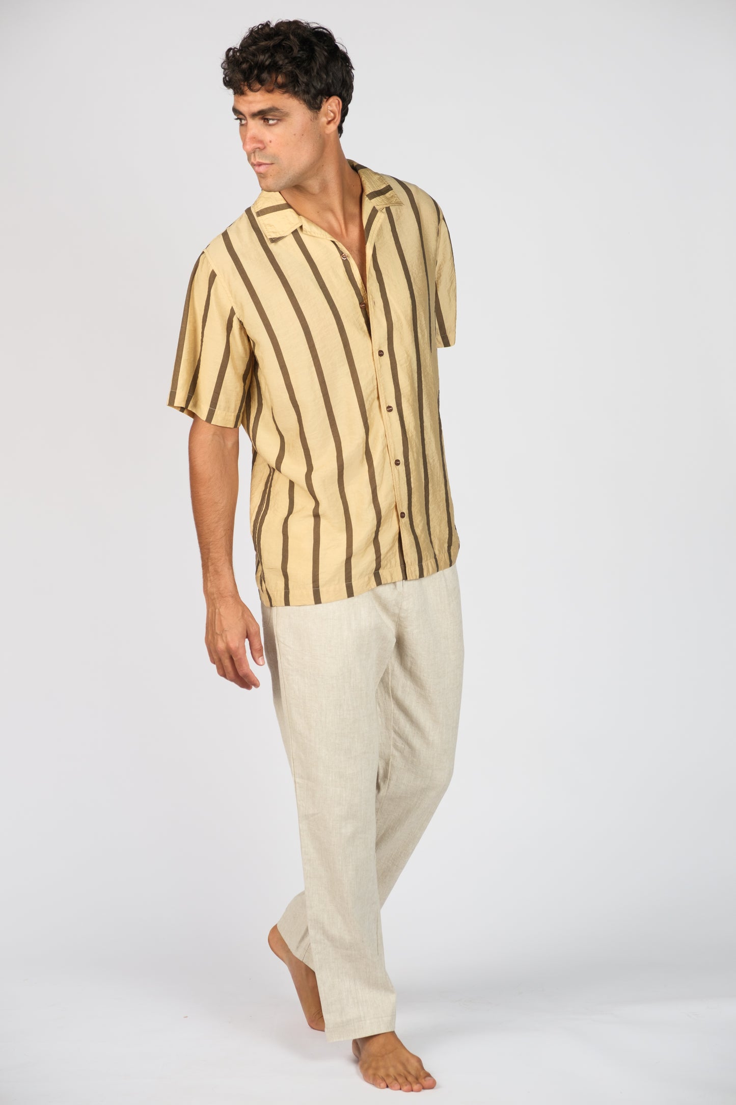 BILLY ALOHA SMOKED BANANA STRIPE SHIRT. YELLOW AND MOCHA STRIPES. RELAXED FIT.