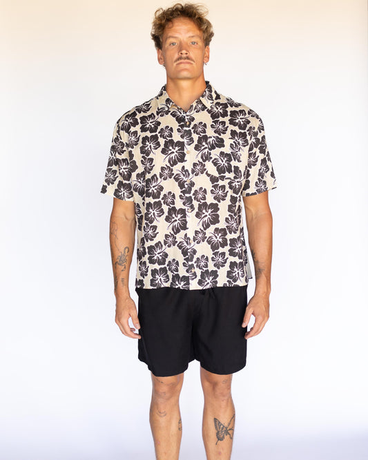 Mens Hawaii Resort Wear - Billy Aloha Hibiscus Cafe Shirt 1